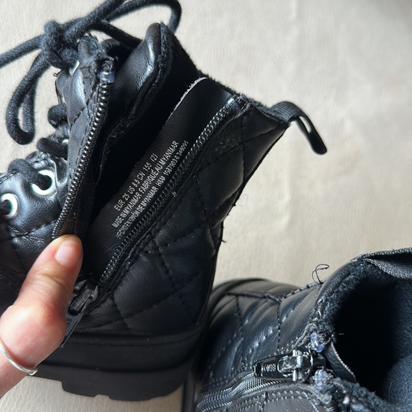 H&M toddler boots size 8.5 - Picture 6 of 7